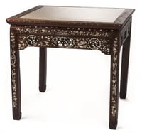 Table used at Yuen Faung Low (John's Place)